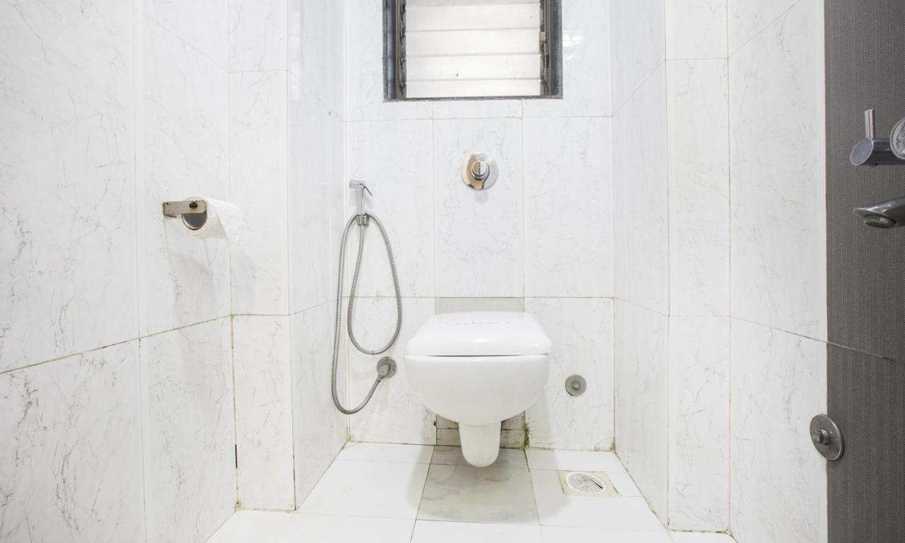 Hotel Galaxy Comforts Bombaj Zewnętrze zdjęcie